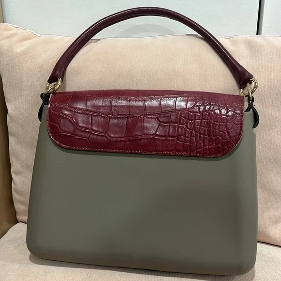 OBag crossbody purse. - Picture 2 of 7